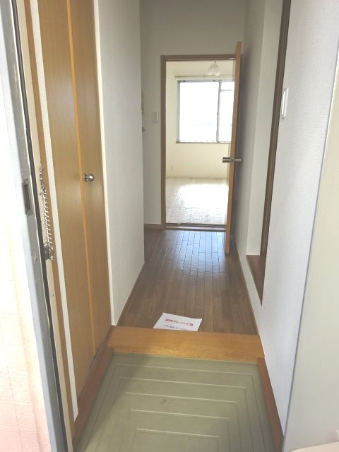 エステートピアK  玄関