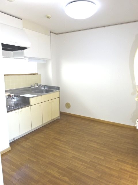 エステートピアK  リビング