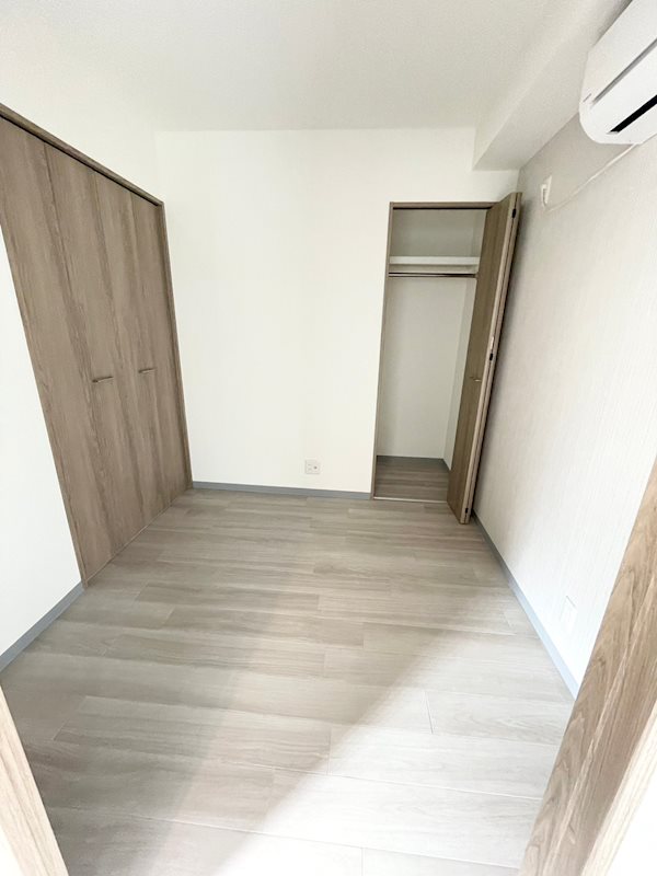 ホワイトハイツ ベッドルーム