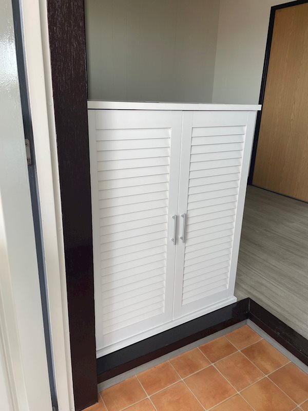 マンション紺利 玄関