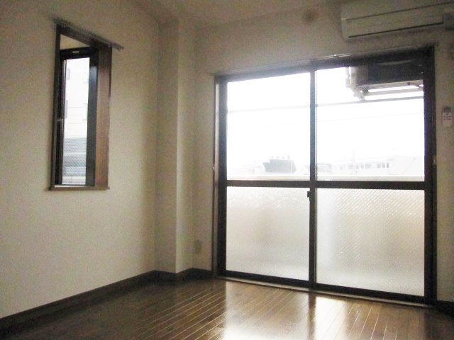 オレンジハイツ   ベッドルーム