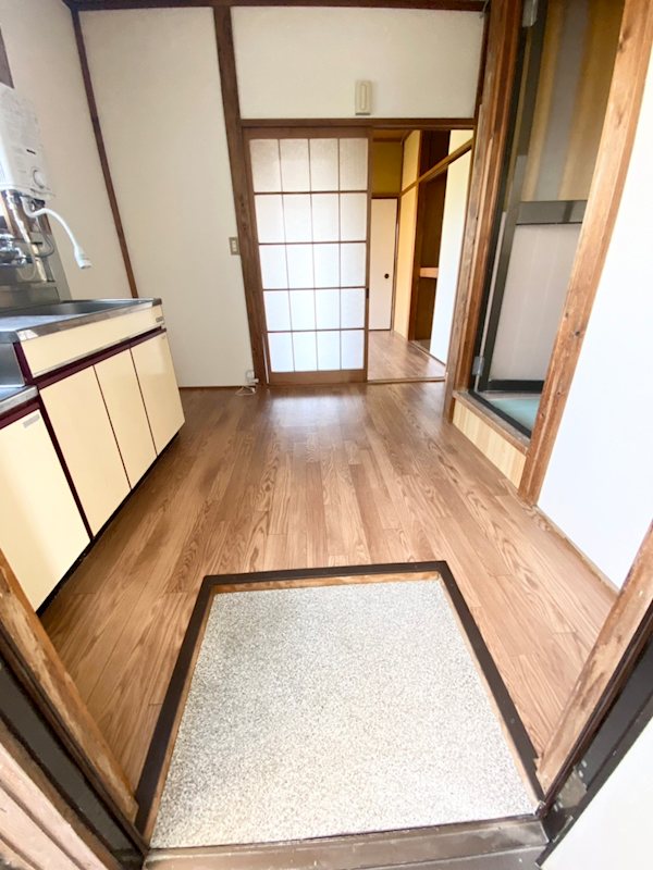 第二浅井ハイツ  玄関