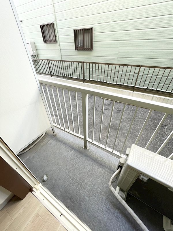 ホワイトパレスフジ  ベランダ