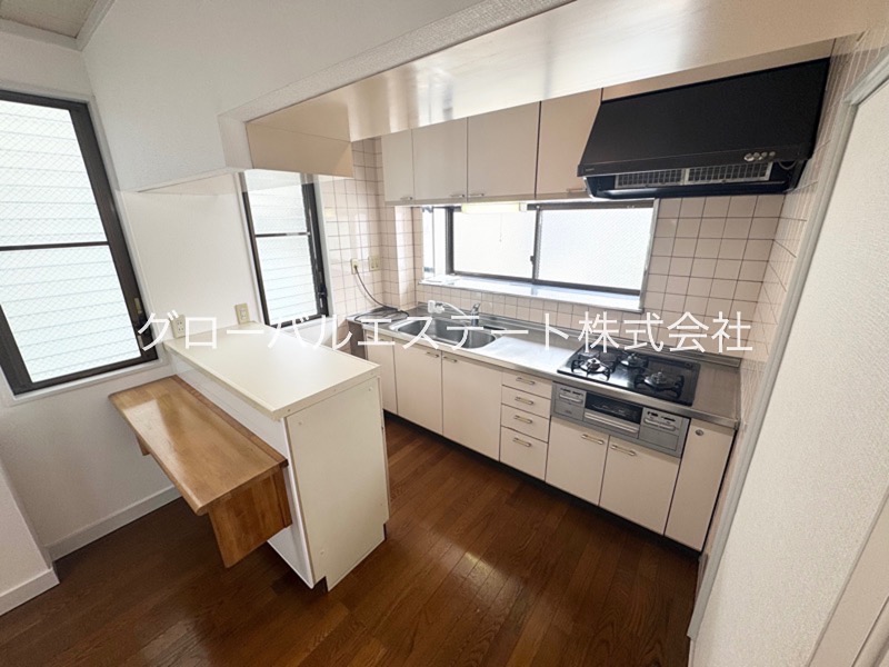 草加市西町戸建 キッチン