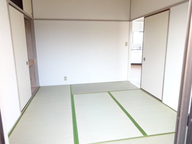 サンハイムコーワ リビング