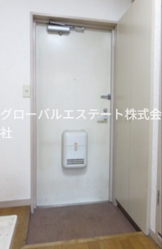 ミヤマエ弐番館 玄関