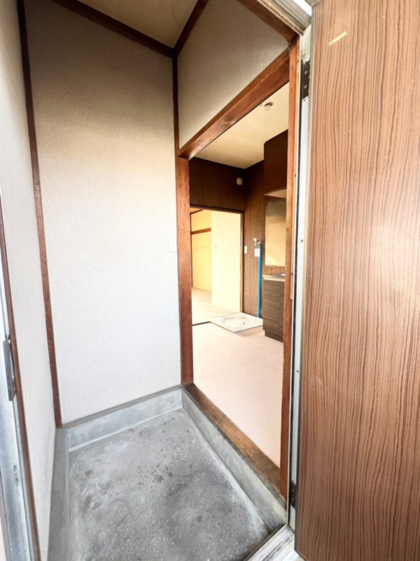 カトレア荘 玄関
