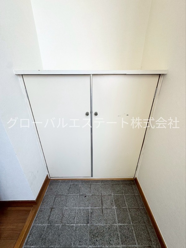 緑町共和ビル 玄関