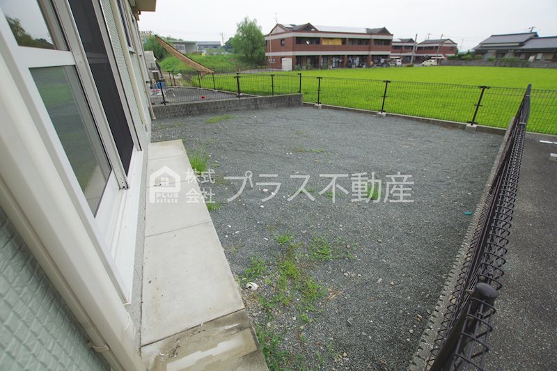 デューク沼口G棟 ベランダ