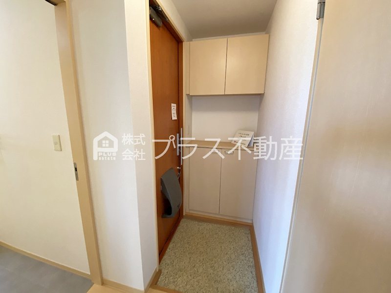 ヴィサージュ本城　Ｅ棟 玄関