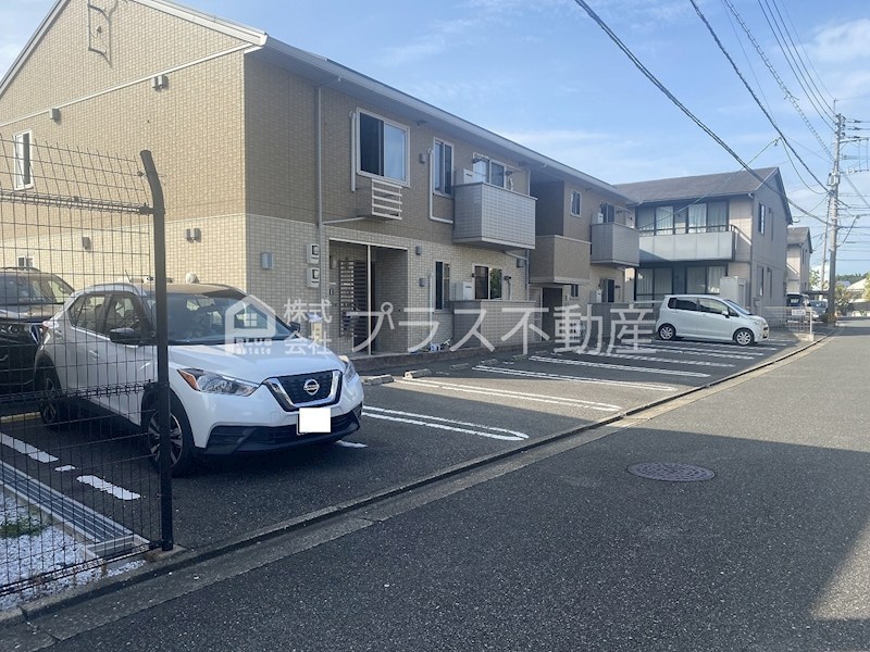 カズコートＡ 駐車場