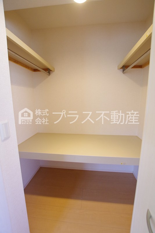 花多来館　B棟 収納