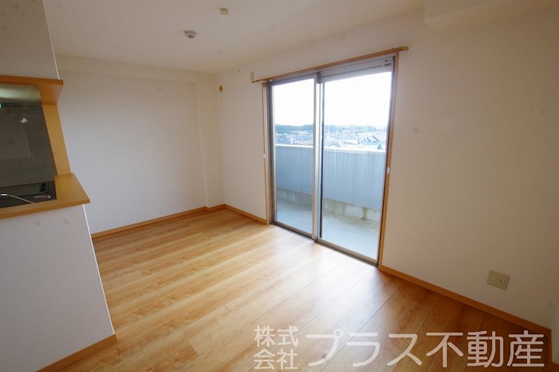 グランドハイツ馬場山緑 リビング