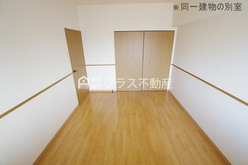 ミレニアム須崎 駐車場