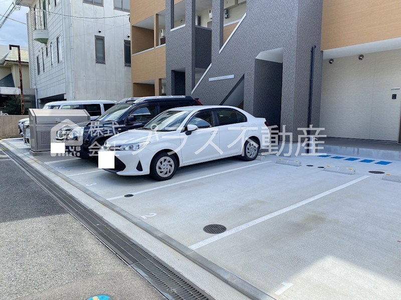 Prevoyance直方駅前 駐車場