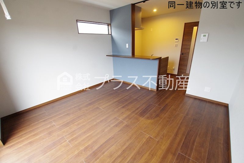 グランスタ馬場山Dコート リビング