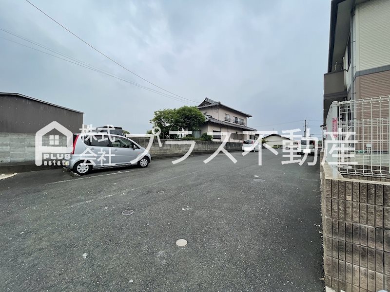 ヴィオラ楠橋 駐車場