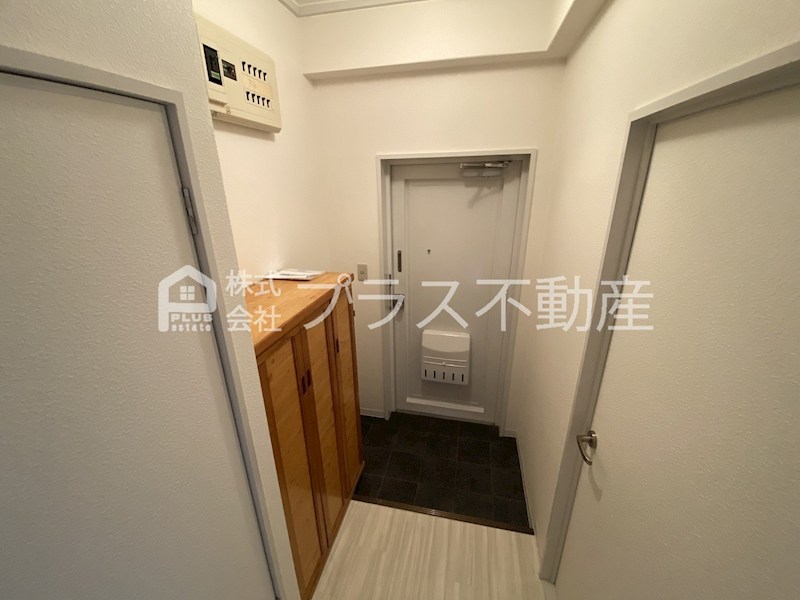 敷田ビル 玄関