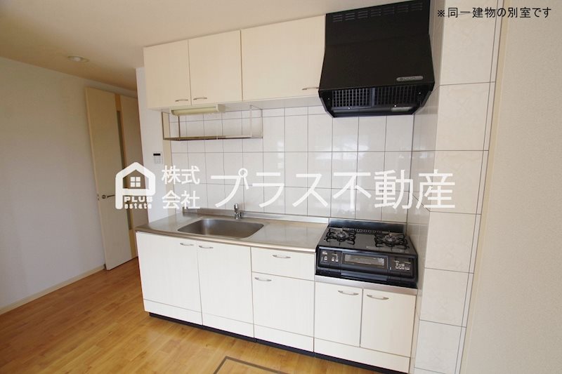 コンフォルテーヴォレⅡ キッチン