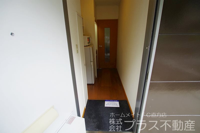 レオパレスヴェルデ 玄関
