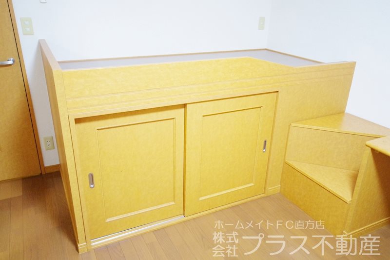 レオパレスヴェルデ ベッドルーム