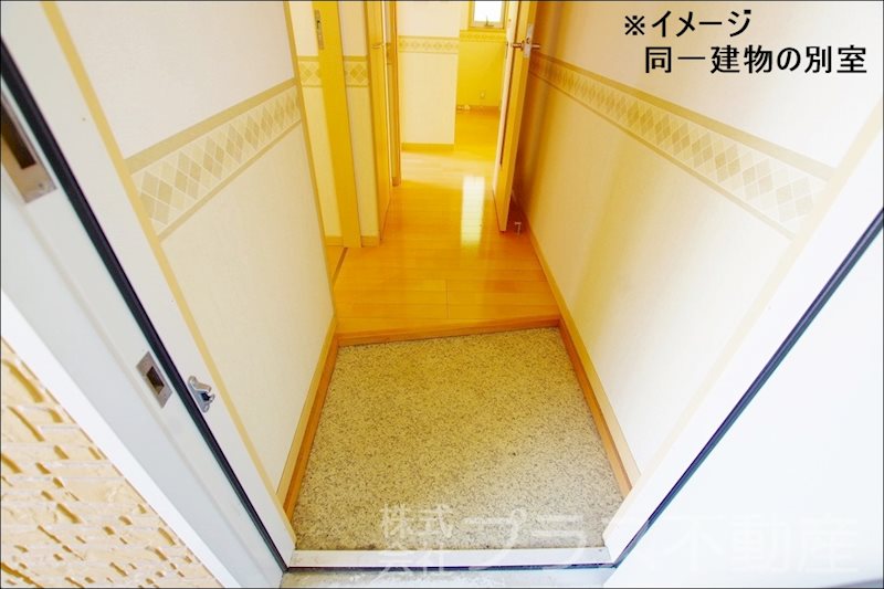 エスペランサ・ノイＣ棟 玄関