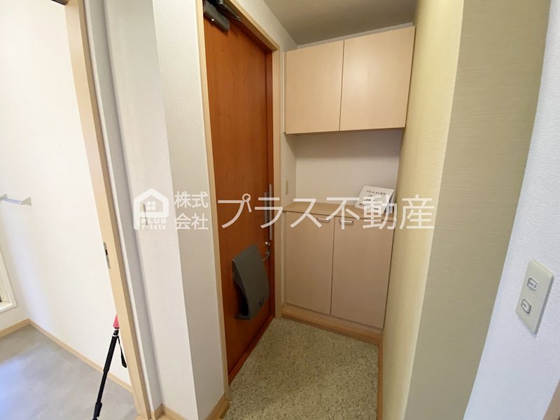 ヴィサージュ本城Ｃ棟 玄関