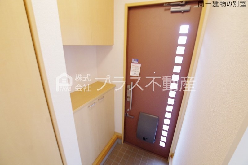 グランドゥール大地　Ｂ棟 玄関