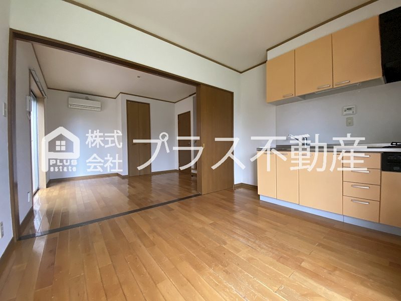 山春貸家  リビング