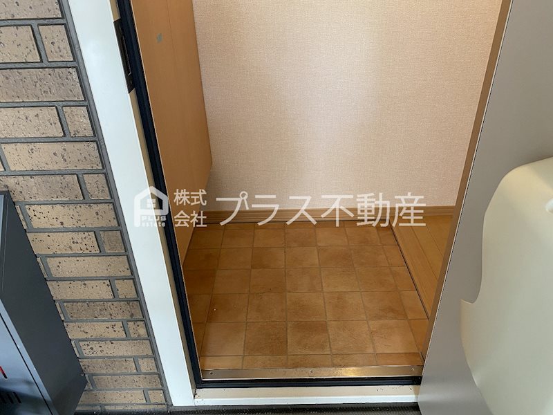 メゾン宮田　Ｃ棟 玄関