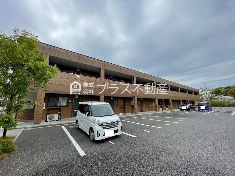 Ｖｅｒｓ　Ｌ’ａｖｅｎｉｒ 外観