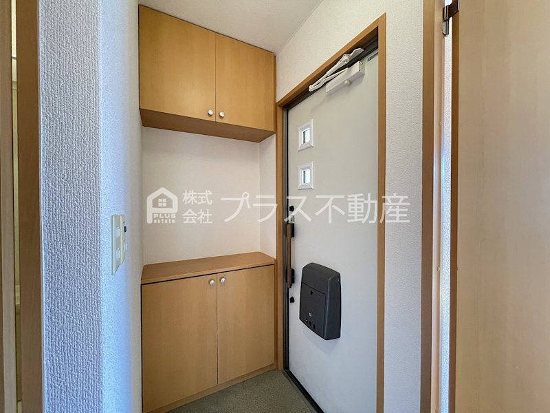 オラクルハウス　A棟 玄関