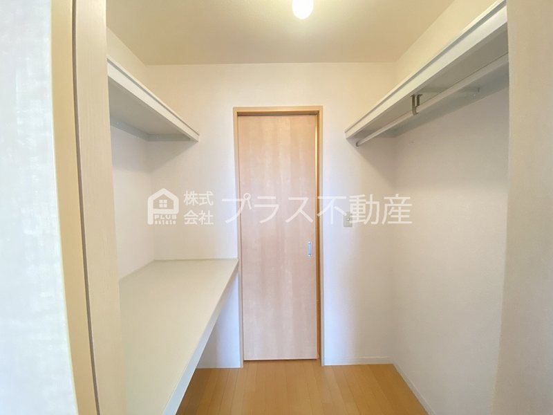 シャーメゾン茶屋の原Ⅰ　A棟  収納