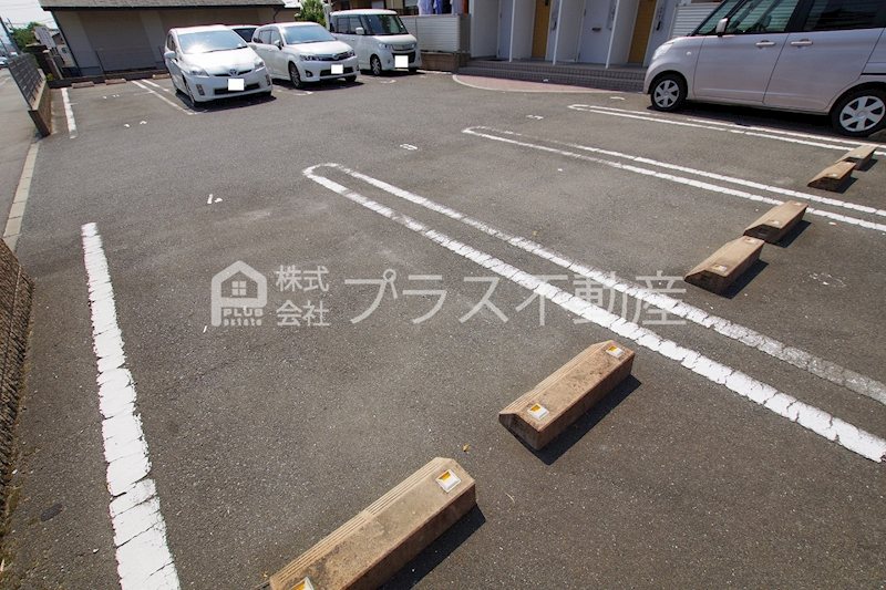 シャーメゾン茶屋の原Ⅰ　A棟  駐車場