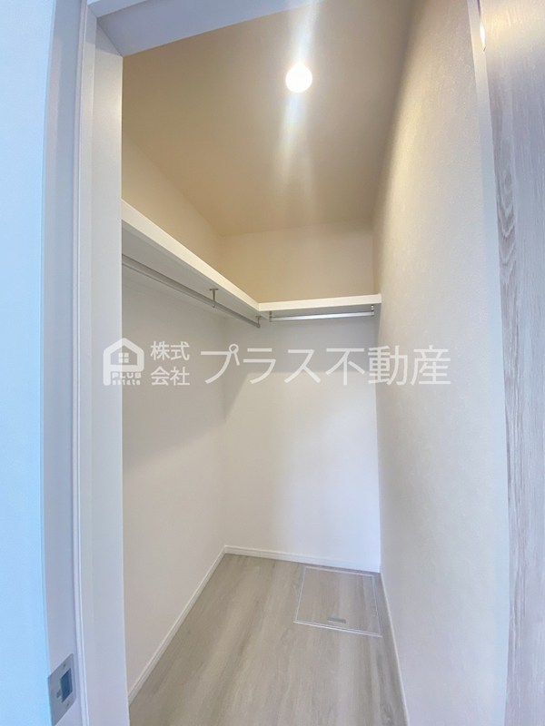 BRAVE BASE 神正町　A 収納