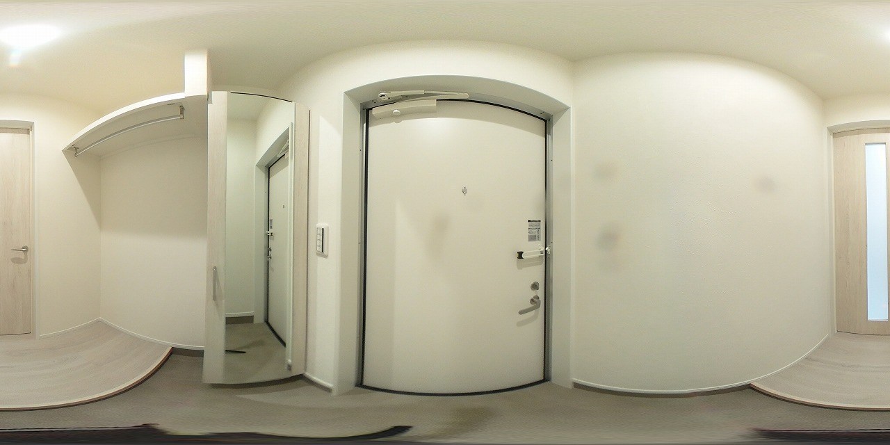 BRAVE BASE 神正町　A 玄関