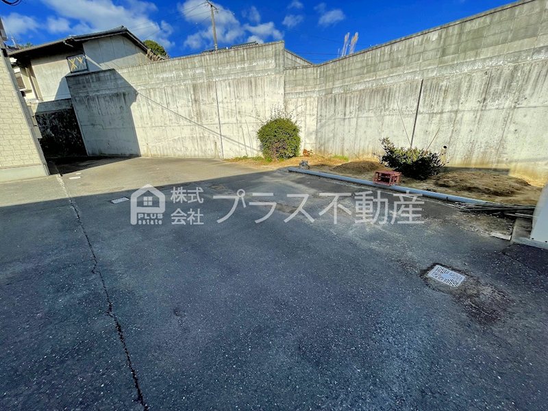 エクセレントK　Ｃ 駐車場