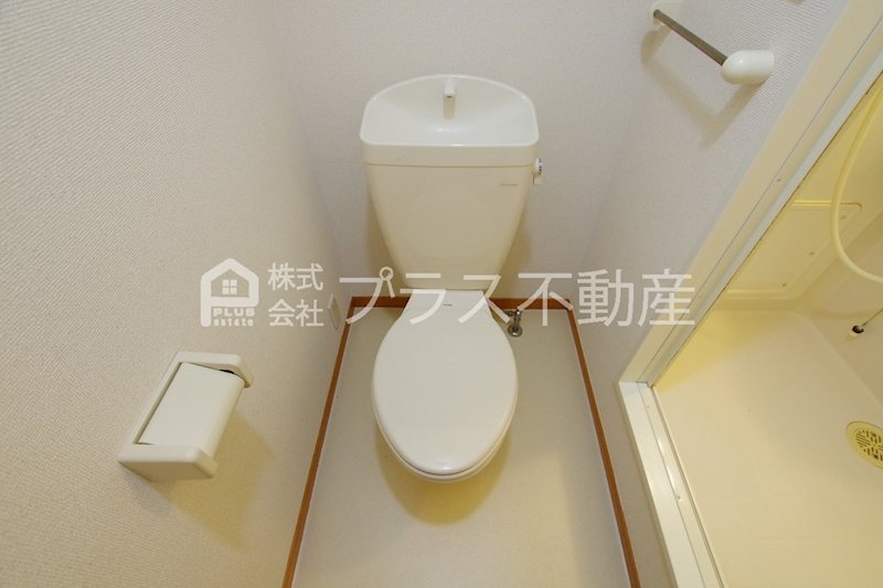 レオパレスクルール　つばき トイレ