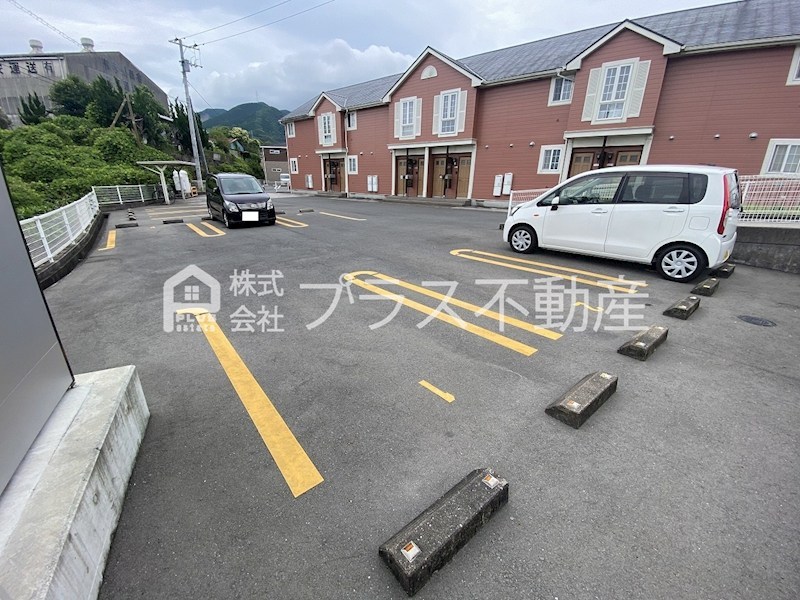 エスポワール茶屋ノ原 駐車場