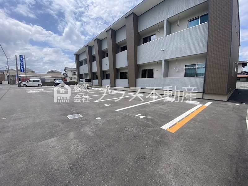 アモル筑前 駐車場
