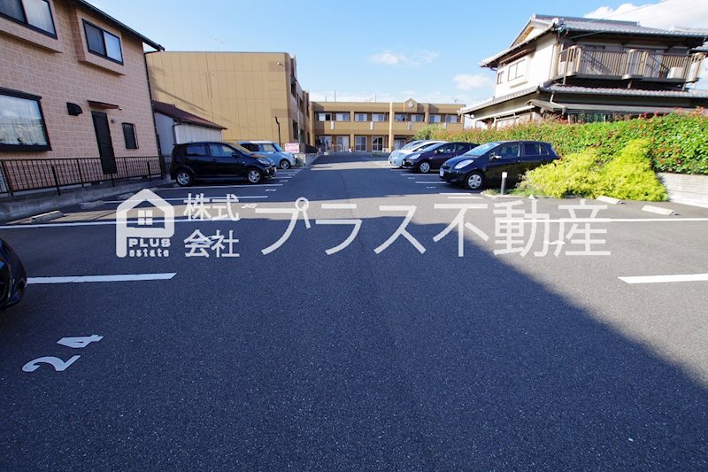 リバーステージⅡ 駐車場