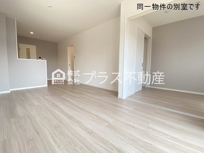 GRAND　COURT　01 リビング