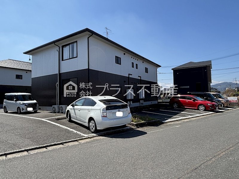 アーバンコーポ遠賀野　D棟 駐車場