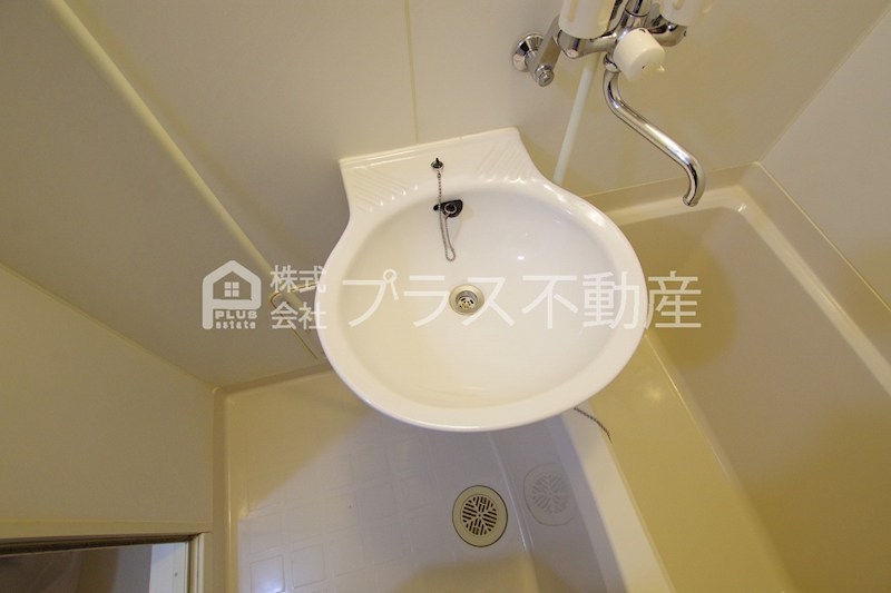 レオパレスマ　シャンテ 洗面所