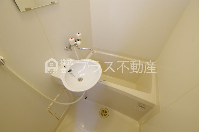 レオパレスマ　シャンテ 風呂画像