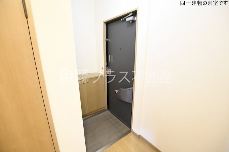 サンビレッジ星ヶ丘　B棟  玄関