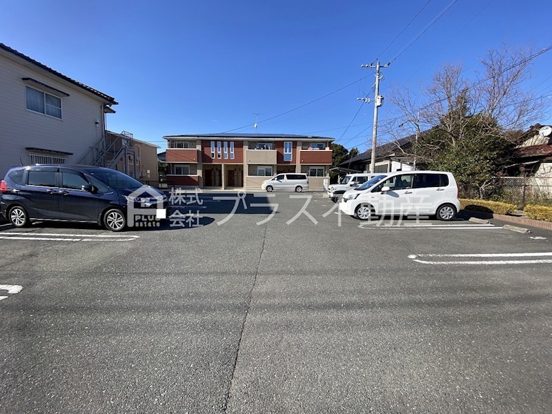 コンフォ－ト八幡　Ⅱ 駐車場