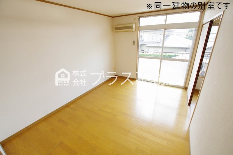 アーバンライフ若宮Ⅱ リビング