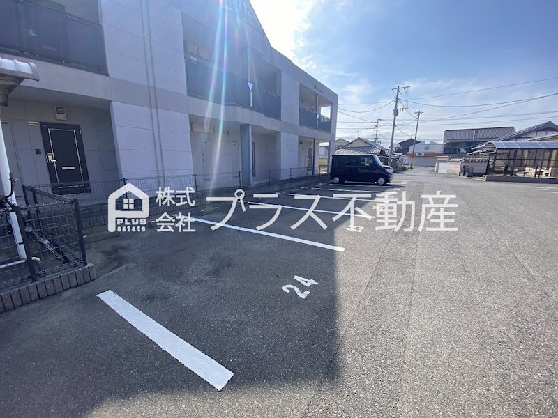 ソレイユⅡ 駐車場
