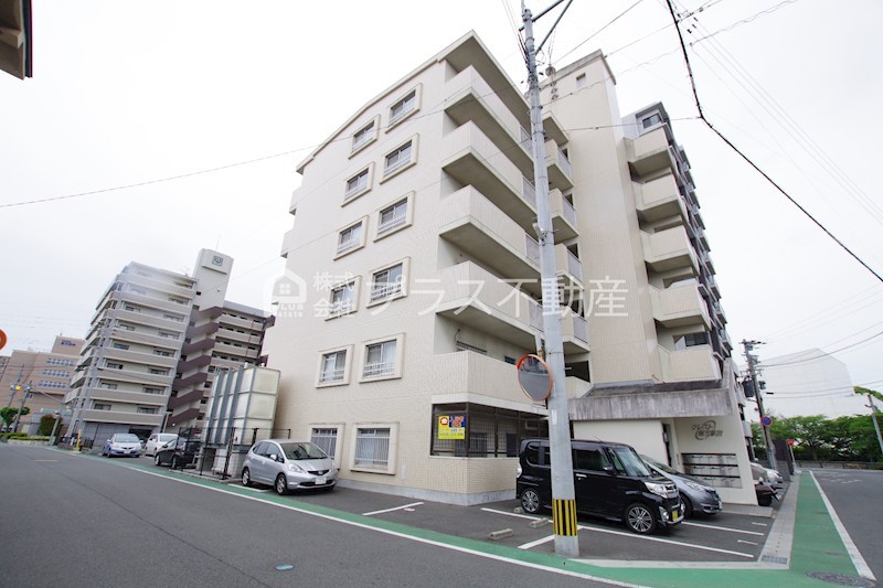クレスト直方駅前 外観